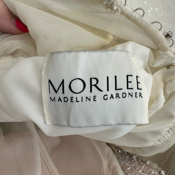 Mori Lee 8286 Bridal Size 22 - Picture 2 of 8